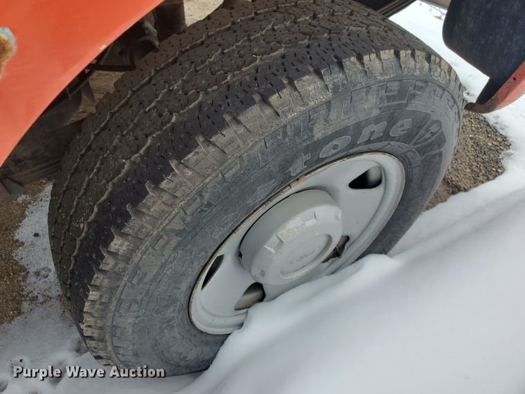 image for item EY9664 2006 Ford F250 Super Duty XL  pickup truck