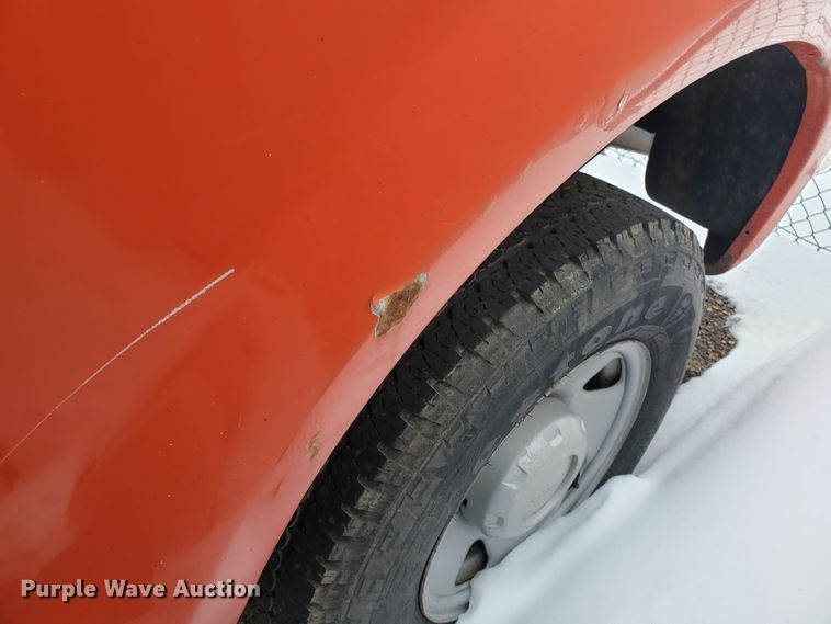 image for item EY9664 2006 Ford F250 Super Duty XL  pickup truck