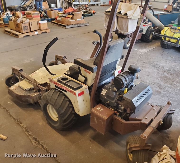 image for item GE9933 2009 Grasshopper 620T ZTR lawn mower