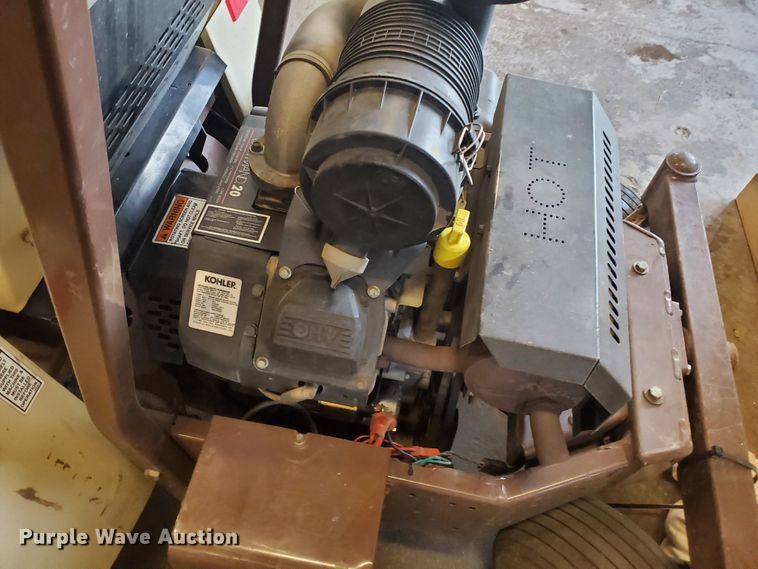 image for item GE9933 2009 Grasshopper 620T ZTR lawn mower