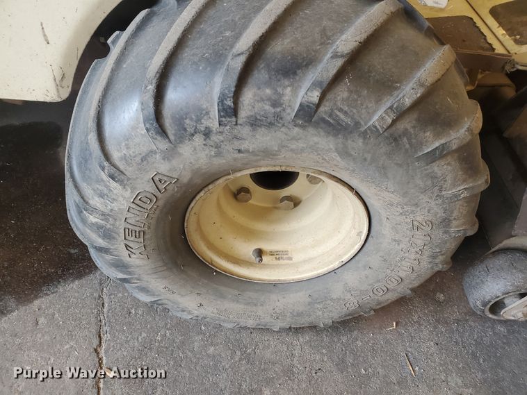 image for item GE9933 2009 Grasshopper 620T ZTR lawn mower