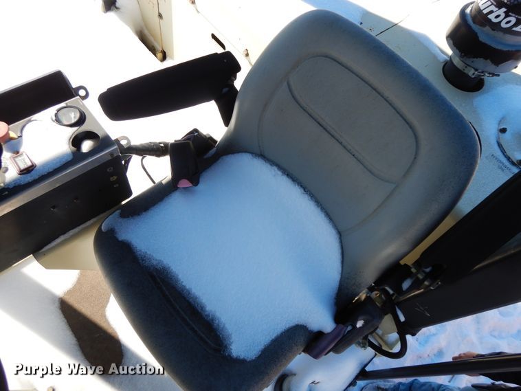 image for item GG9415 2005 Ingersoll Rand PT-125R  pneumatic roller