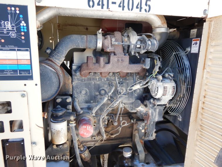 image for item GG9415 2005 Ingersoll Rand PT-125R  pneumatic roller