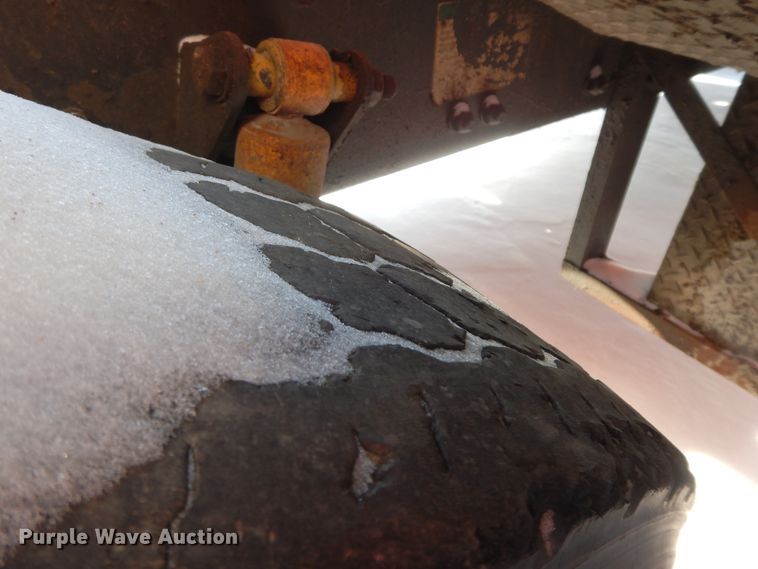 image for item GG9416 2001 Sterling LT7501  dump truck