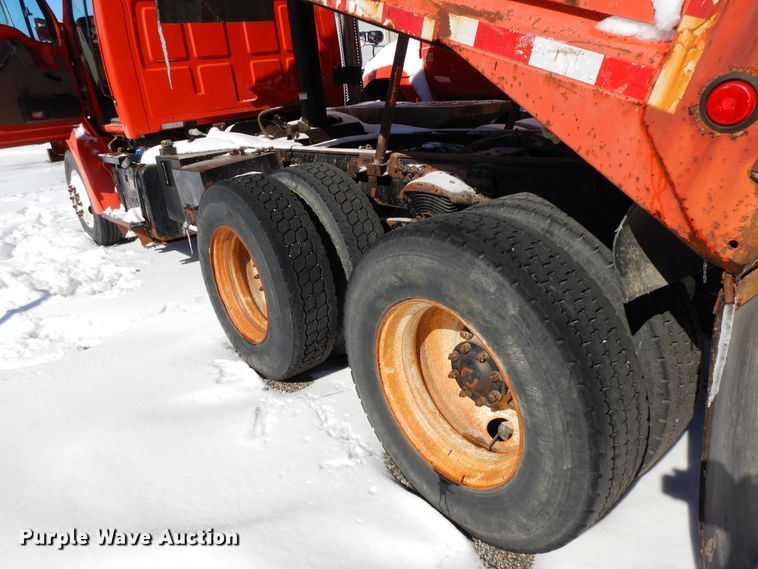 image for item GG9416 2001 Sterling LT7501  dump truck