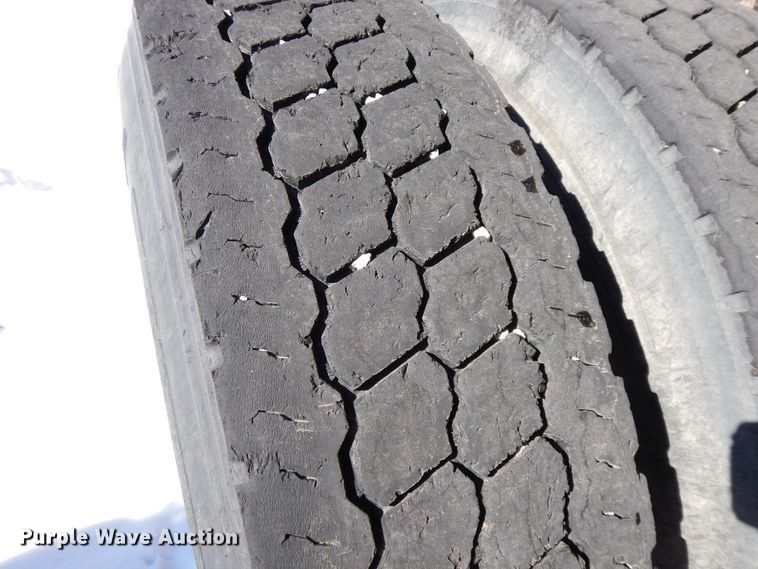 image for item GG9416 2001 Sterling LT7501  dump truck