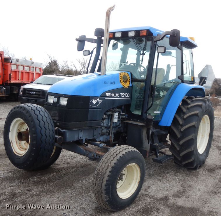 image for item GG9419 2001 New Holland TS100  tractor