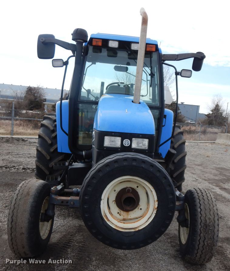 image for item GG9419 2001 New Holland TS100  tractor