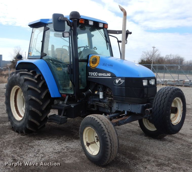 image for item GG9419 2001 New Holland TS100  tractor