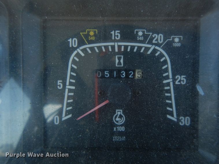 image for item GG9419 2001 New Holland TS100  tractor