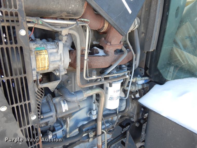 image for item GG9419 2001 New Holland TS100  tractor