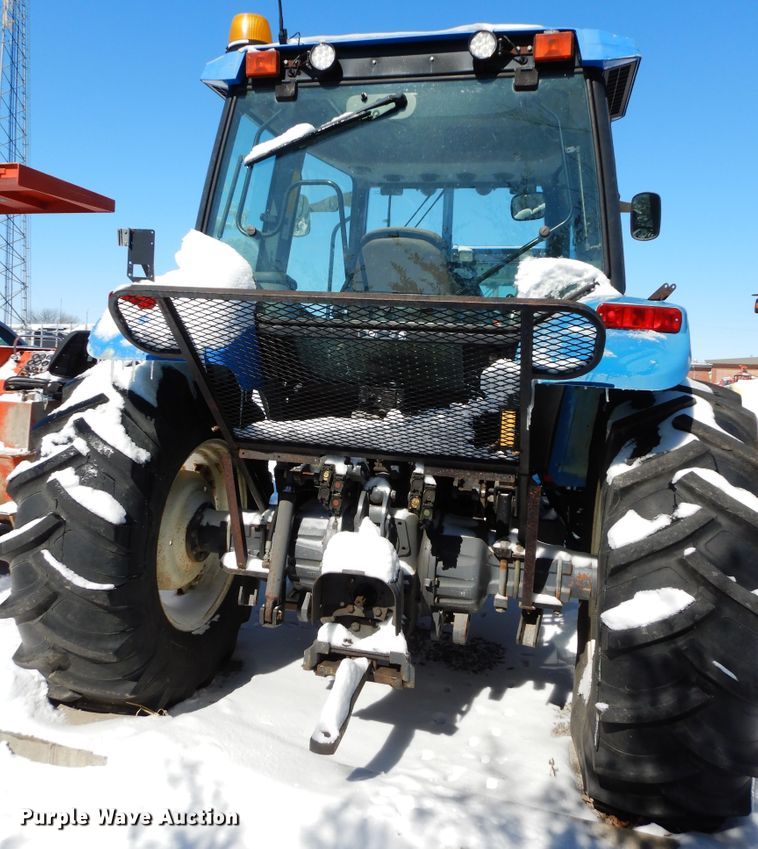 image for item GG9420 2001 New Holland TS100  tractor