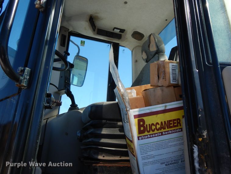 image for item GG9422 2005 New Holland LW110B  wheel loader