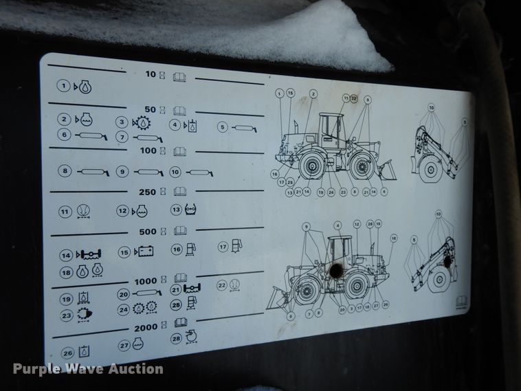image for item GG9422 2005 New Holland LW110B  wheel loader