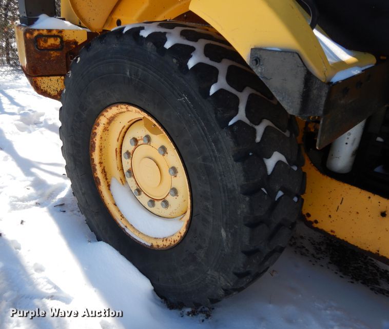 image for item GG9422 2005 New Holland LW110B  wheel loader