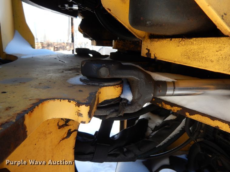 image for item GG9422 2005 New Holland LW110B  wheel loader