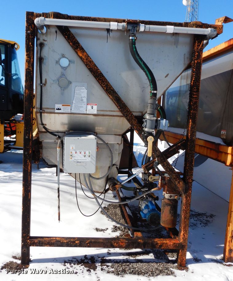 image for item GG9423 2003 Dultmeier DUBPS3000C salt brine maker