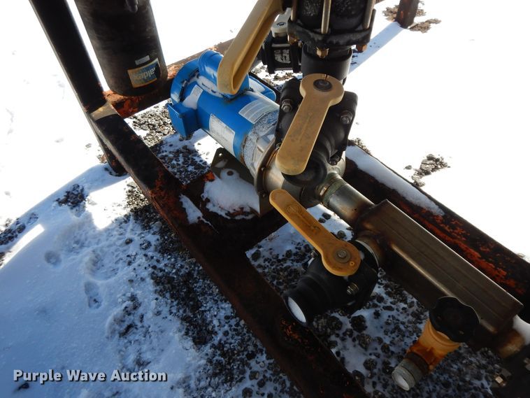 image for item GG9423 2003 Dultmeier DUBPS3000C salt brine maker