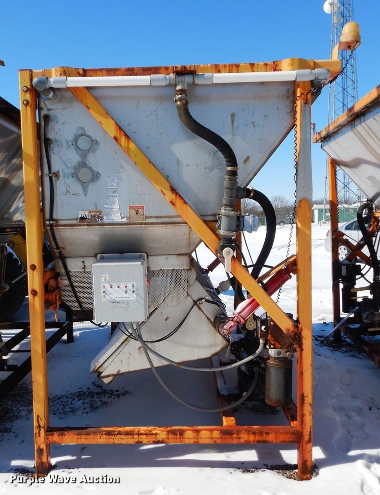 image for item GG9424 2003 Dultmeier DUBPS3000-SS salt brine maker