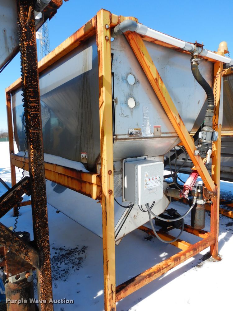 image for item GG9424 2003 Dultmeier DUBPS3000-SS salt brine maker