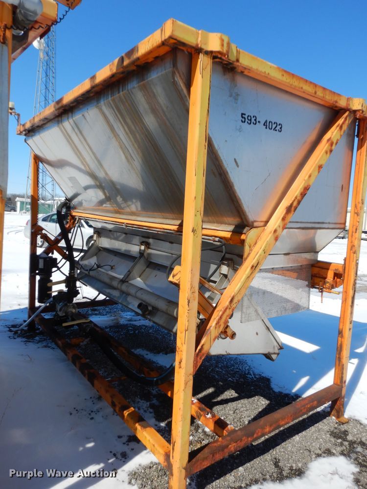 image for item GG9425 2003 Dultmeier DUBPS3000C salt brine maker