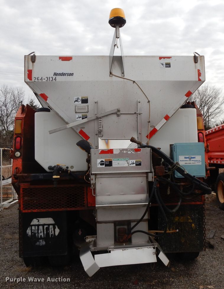 image for item GG9429 2005 International 7400  dump truck