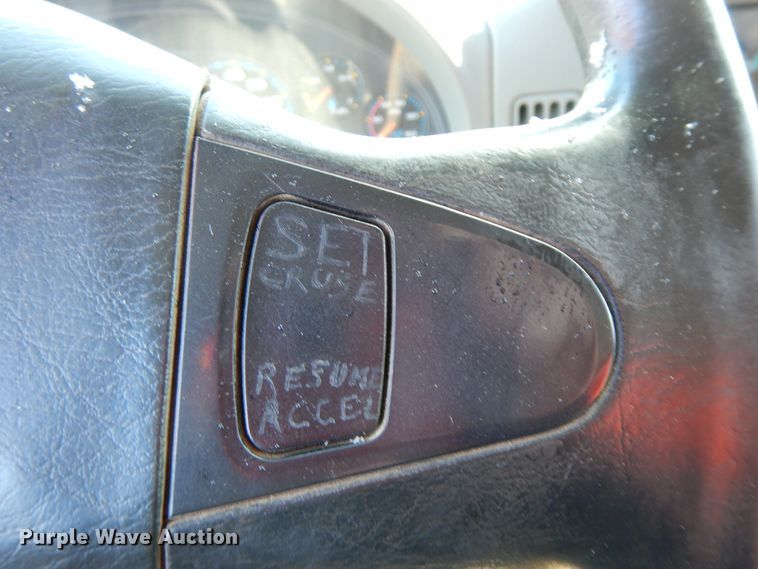 image for item GG9429 2005 International 7400  dump truck