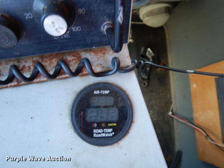 image for item GG9429 2005 International 7400  dump truck