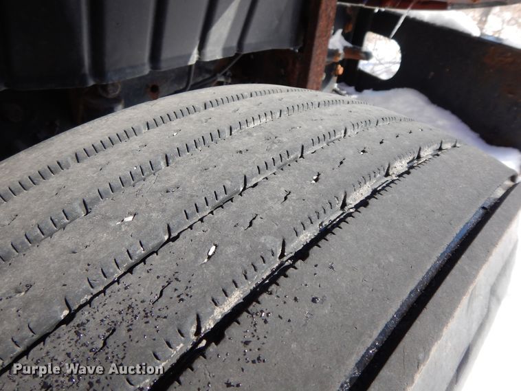 image for item GG9429 2005 International 7400  dump truck