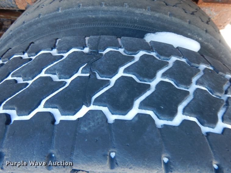 image for item GG9429 2005 International 7400  dump truck