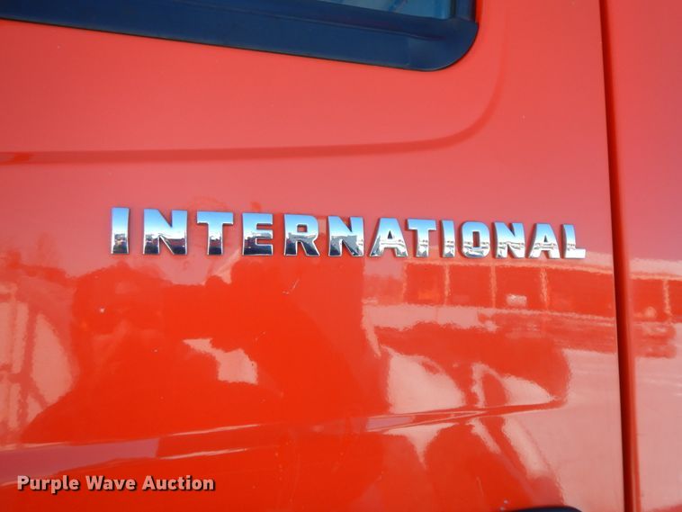 image for item GG9429 2005 International 7400  dump truck