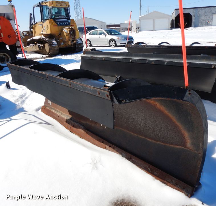 image for item GG9429 2005 International 7400  dump truck