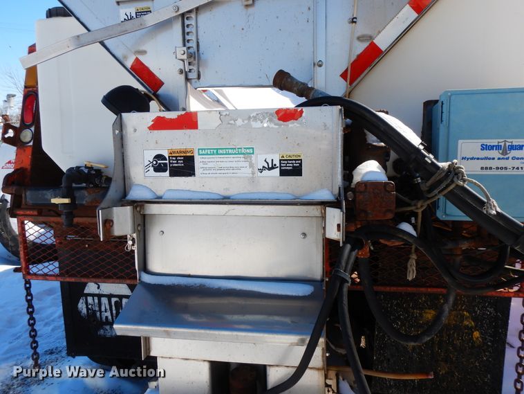 image for item GG9429 2005 International 7400  dump truck