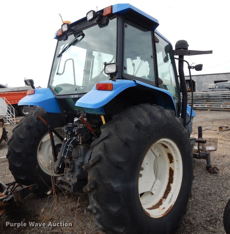 image for item GG9430 2001 New Holland TS100  tractor