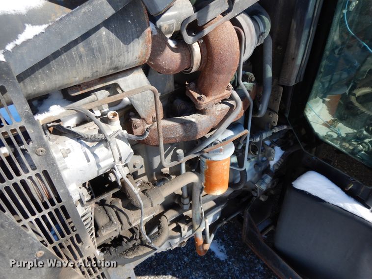 image for item GG9430 2001 New Holland TS100  tractor