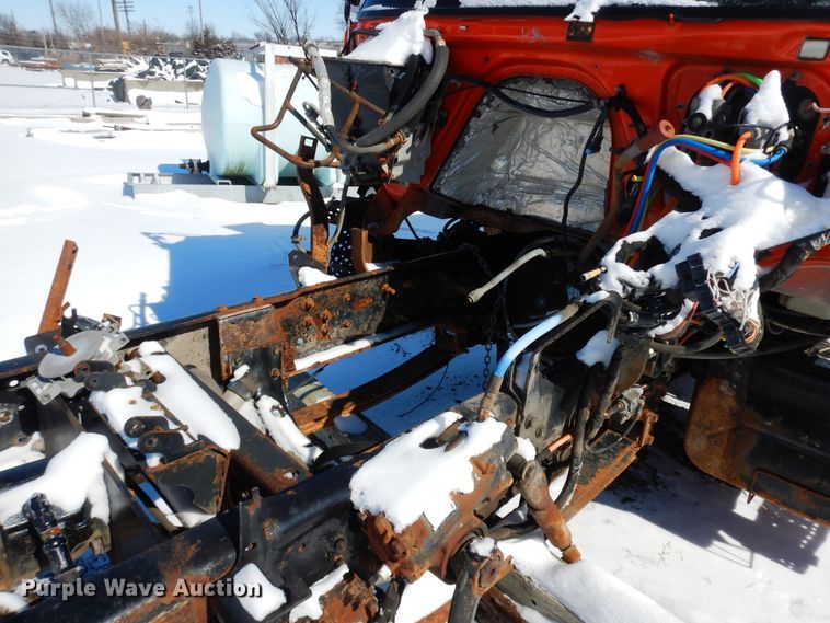 image for item GG9434 2005 International 7400  dump truck