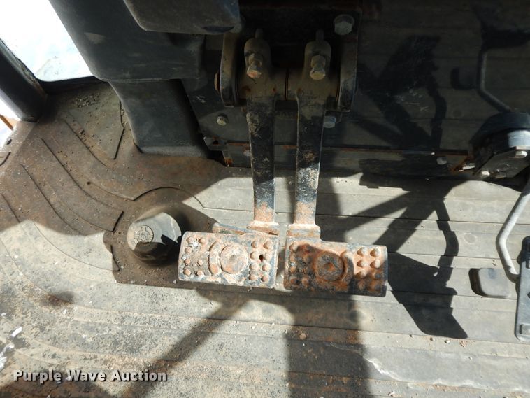 image for item GG9436 2005 John Deere 310G  backhoe