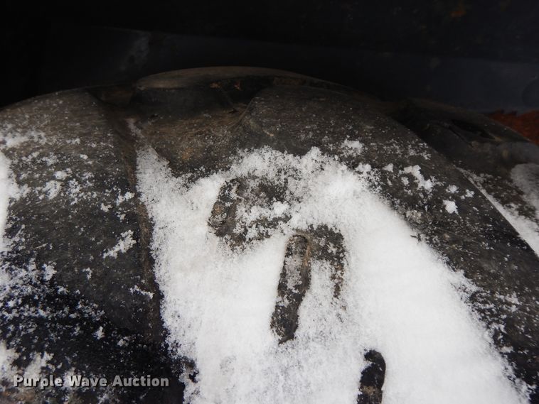 image for item GG9436 2005 John Deere 310G  backhoe