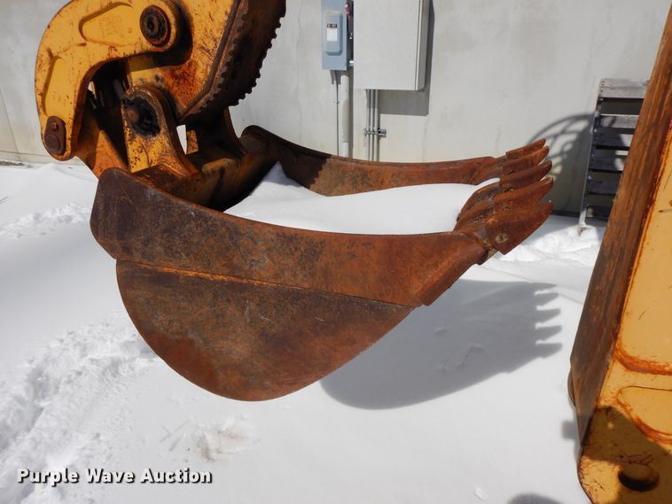 image for item GG9436 2005 John Deere 310G  backhoe