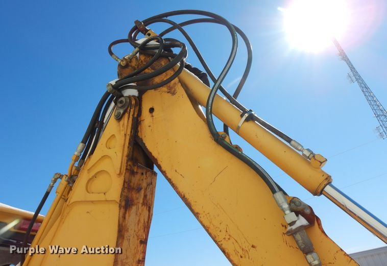 image for item GG9436 2005 John Deere 310G  backhoe