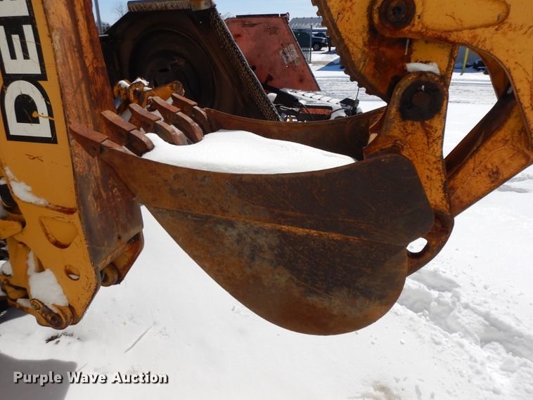 image for item GG9436 2005 John Deere 310G  backhoe