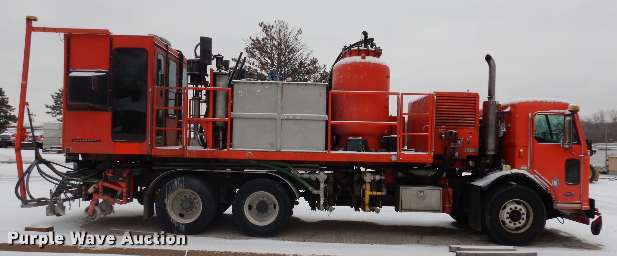 2005 Peterbilt 320 paint striping truck in Topeka, KS Item DJ2879 for