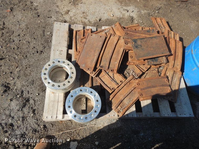 image for item DF6758 12"W skid steer tracks