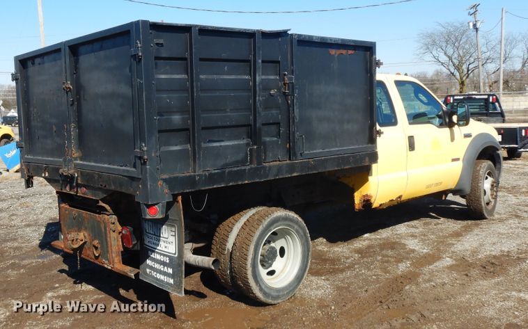 image for item DF6761 2005 Ford F450  flat dump bed truck