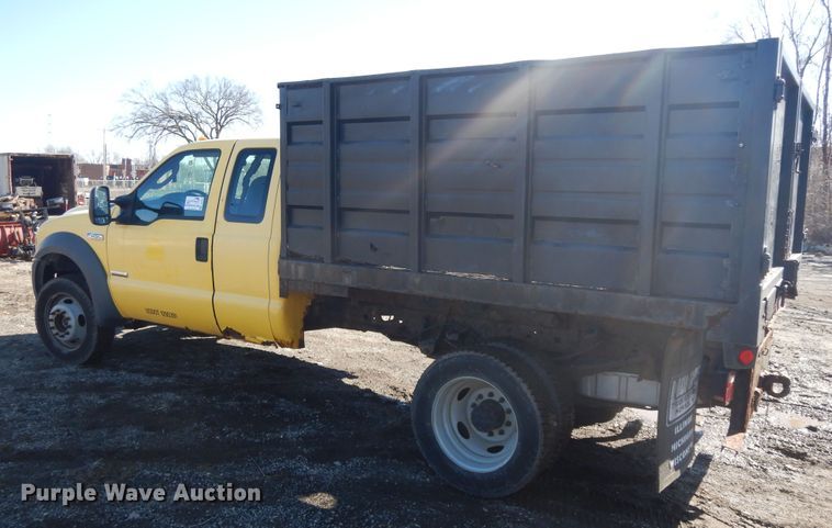 image for item DF6761 2005 Ford F450  flat dump bed truck
