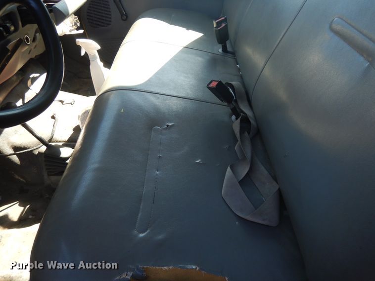 image for item DF6761 2005 Ford F450  flat dump bed truck