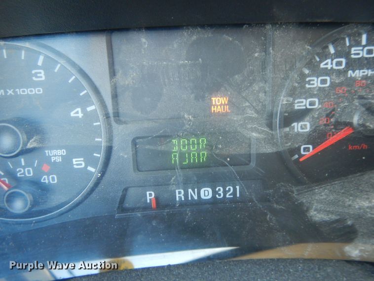 image for item DF6761 2005 Ford F450  flat dump bed truck