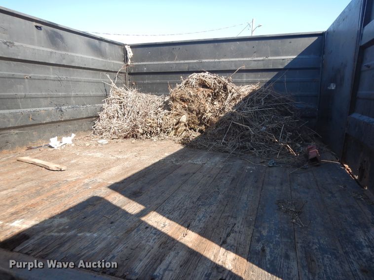 image for item DF6761 2005 Ford F450  flat dump bed truck