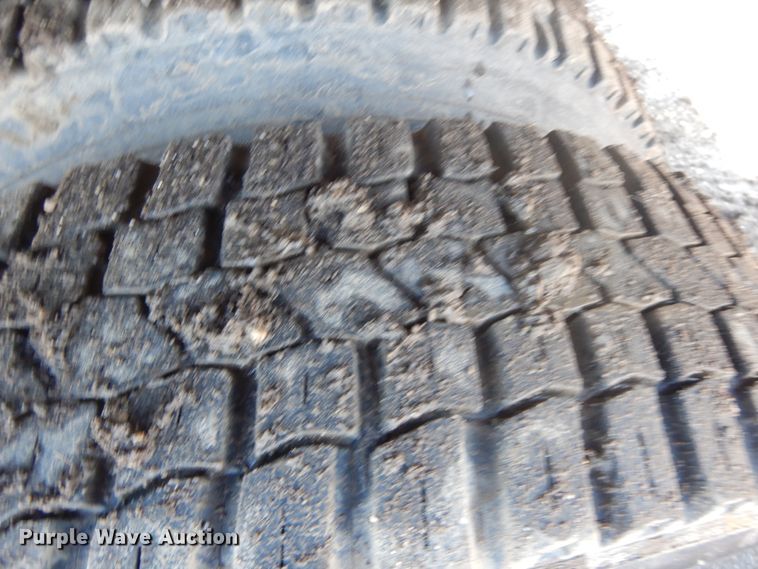 image for item DF6761 2005 Ford F450  flat dump bed truck