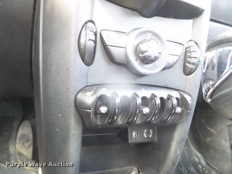 image for item DG8491 2011 Mini Cooper